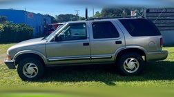 2001 Chevrolet Blazer Base