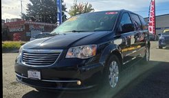 2016 Chrysler Town and Country Touring