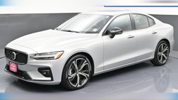 2023 Volvo S60 Plus