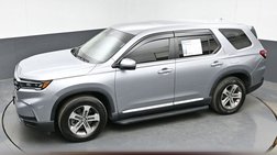2023 Honda Pilot EX-L w/Rear Captain's Chairs