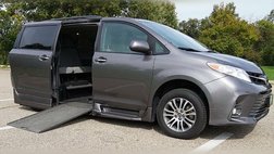 2020 Toyota Sienna XLE