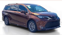 2021 Toyota Sienna XLE