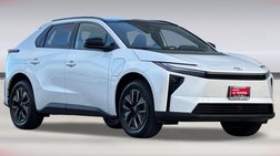 2026 Toyota XLE Plus FWD