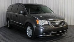 2016 Chrysler Town and Country Touring