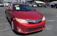 2014 Toyota Camry Hybrid XLE