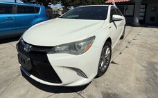 2015 Toyota Camry Hybrid SE