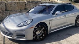 2016 Porsche Panamera 