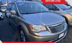 2014 Chrysler Town and Country Touring
