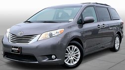 2017 Toyota Sienna XLE 8-Passenger