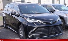 2022 Toyota Sienna XLE 7-Passenger