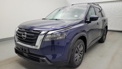 2023 Nissan Pathfinder SV