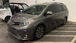 2018 Toyota Sienna XLE