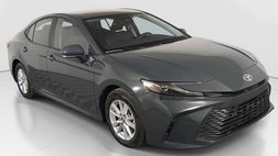 2025 Toyota Camry LE FWD