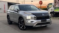 2023 Mitsubishi Outlander SE