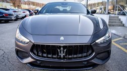 2022 Maserati Ghibli Modena Q4
