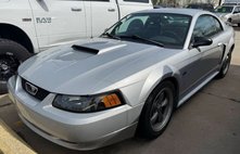 2002 Ford Mustang GT Deluxe