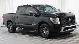 2023 Nissan Titan SV