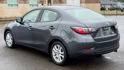 2017 Toyota Yaris iA Base