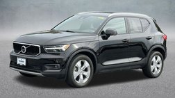 2022 Volvo XC40 T4 Momentum