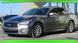 2017 Infiniti Q70 3.7