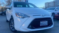2019 Toyota Yaris LE