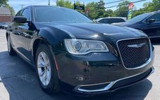 2018 Chrysler 300 Touring