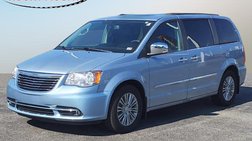 2016 Chrysler Town and Country Touring-L