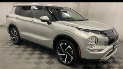 2023 Mitsubishi Outlander SE