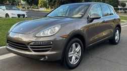 2014 Porsche Cayenne Standard