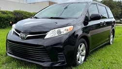 2020 Toyota Sienna LE 8-Passenger