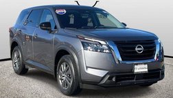 2024 Nissan Pathfinder S