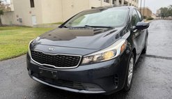 2017 Kia Forte5 LX