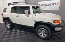 2014 Toyota FJ Cruiser Base