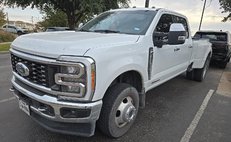 2023 Ford Super Duty F-350 Lariat