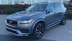 2020 Volvo XC90 T6 Momentum 6-Passenger