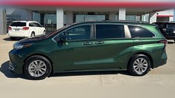 2022 Toyota Sienna XLE