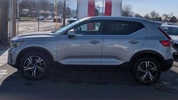 2024 Volvo XC40 Core