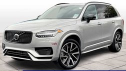 2023 Volvo XC90 Recharge T8 Ultimate Dark Theme