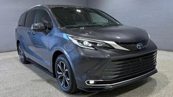 2025 Toyota Sienna Platinum 7-Passenger