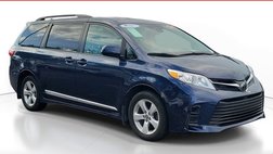 2020 Toyota Sienna LE Auto Access Seat