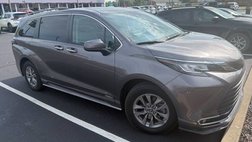 2021 Toyota Sienna XLE