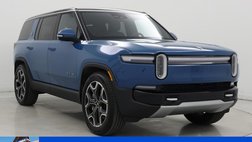 2025 Rivian R1S Adventure