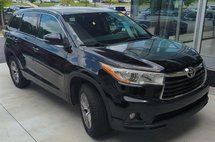 2015 Toyota Highlander LE
