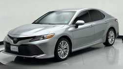 2020 Toyota Camry Hybrid XLE
