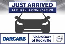 2023 Volvo XC60 Recharge T8 Ultimate Dark Theme