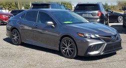 2023 Toyota Camry Hybrid SE