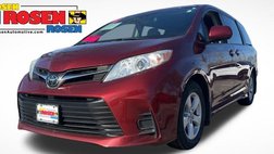 2019 Toyota Sienna LE 7-Passenger FWD with Auto-Access Seat