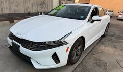 2022 Kia K5 LXS