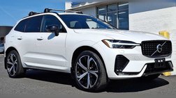 2022 Volvo XC60 B6 R-Design