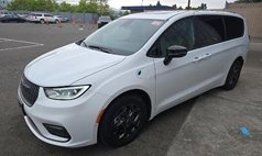 2023 Chrysler Pacifica Hybrid Limited